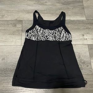 lululemon black & White Banana leaf‎ tank size 6